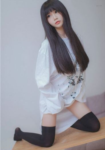 爆操黑丝邻居翘臀_国产剧电视剧在线观看